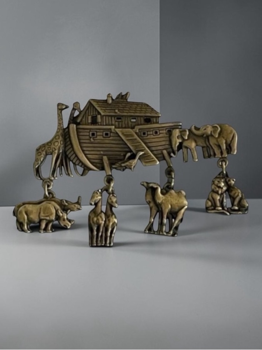 🫶🏻 Vintage JJ Noah’s Ark Brooch